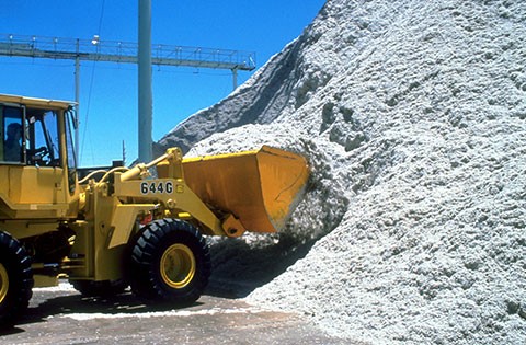 RFID技術を活用した綿花倉庫管理の効率化