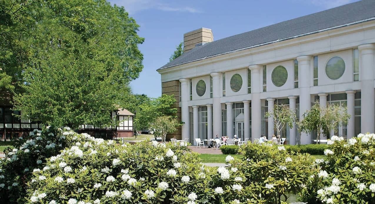 精密なケア追跡：精神科病棟の安全と監視におけるRFIDの活用