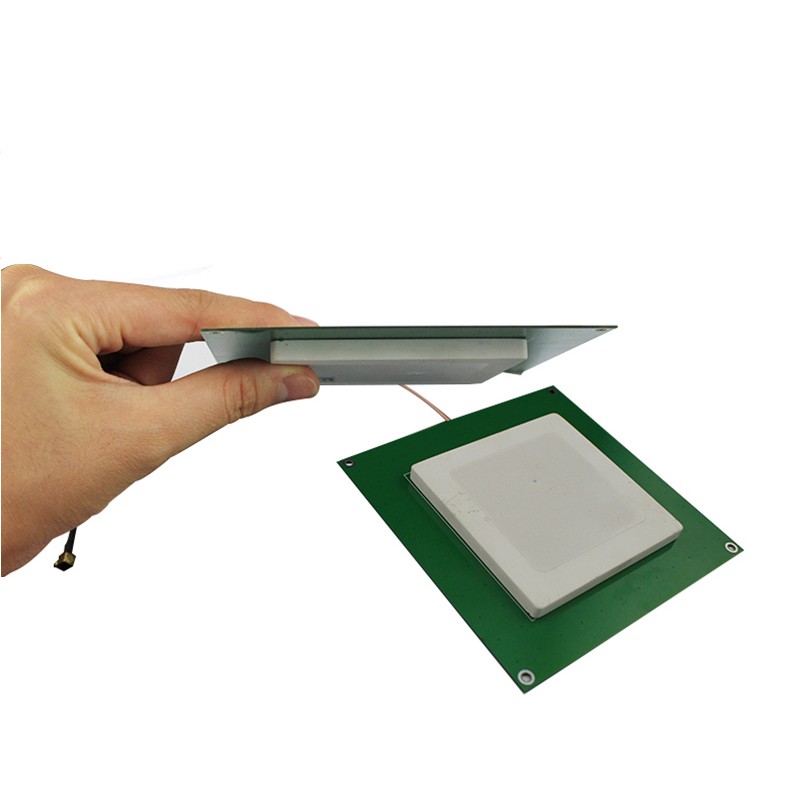 UHF RFID 5dBiアンテナ